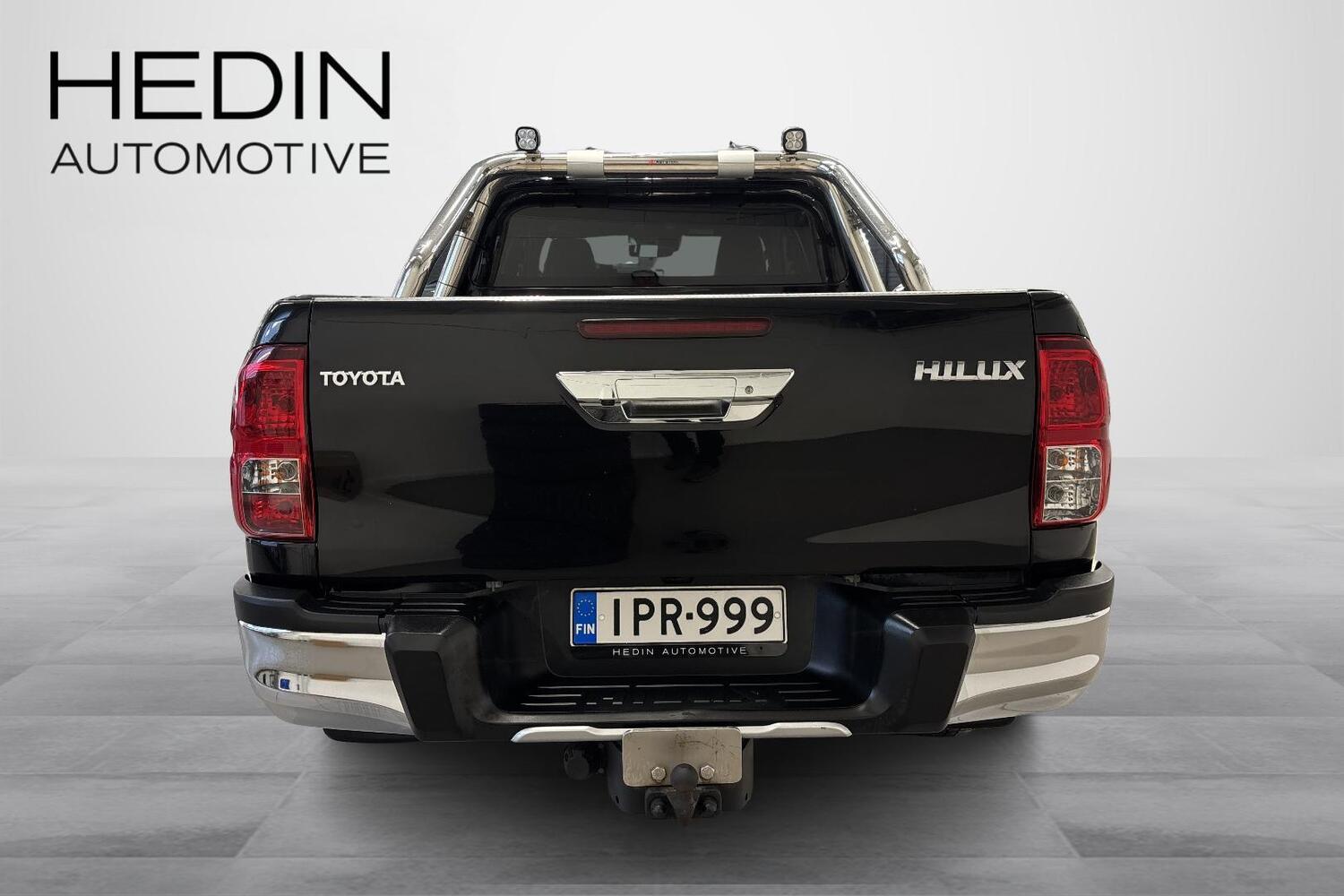 Toyota Hilux vaihtoauto
