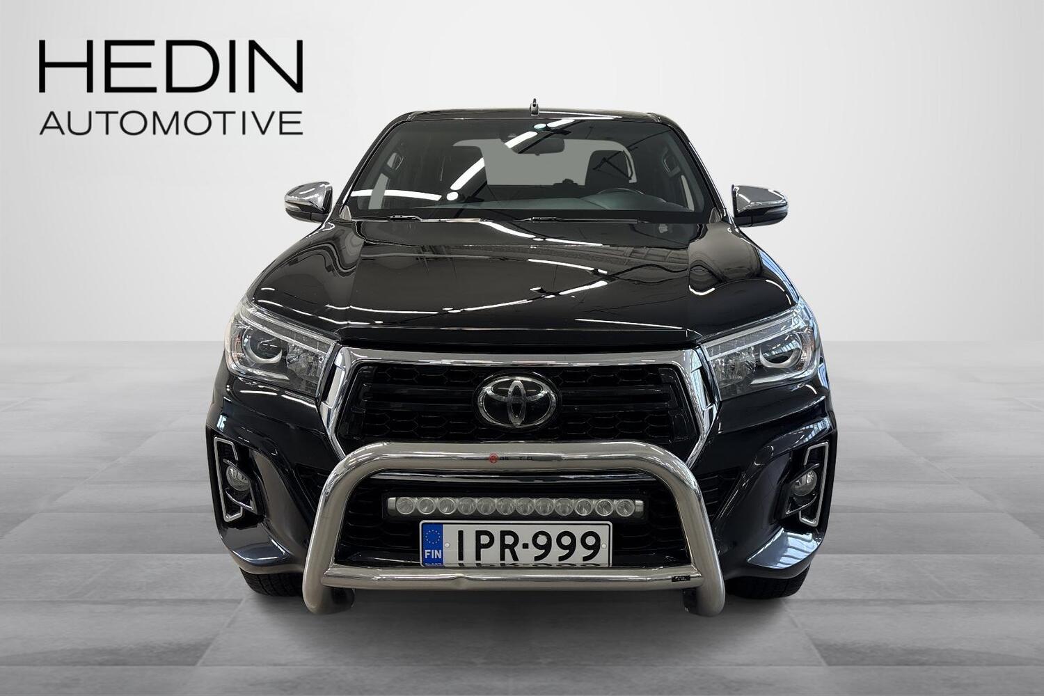 Toyota Hilux vaihtoauto