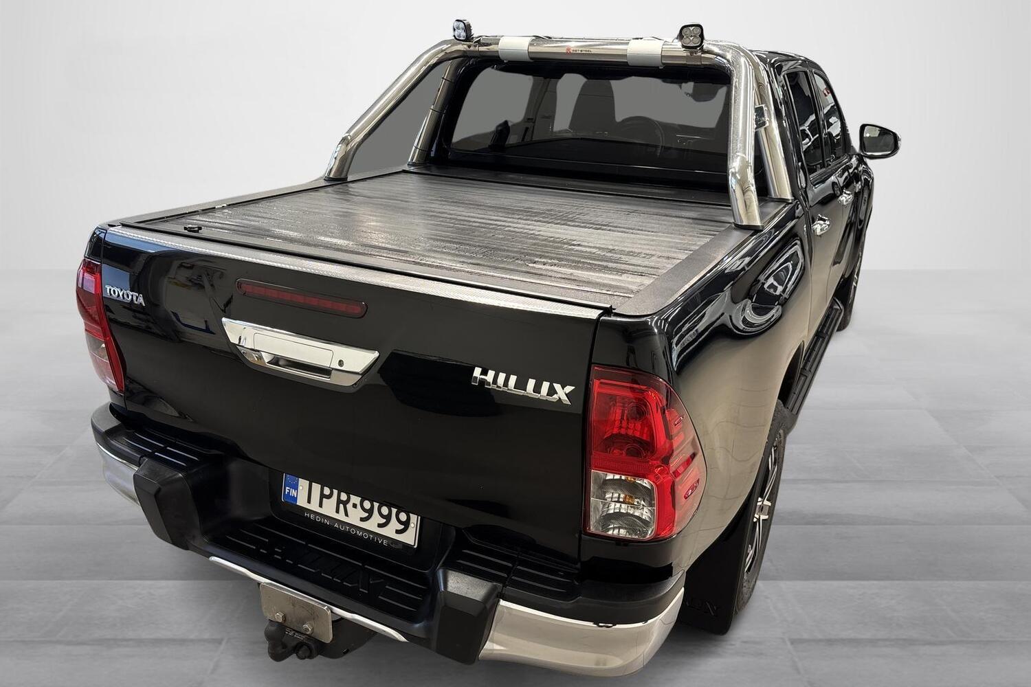 Toyota Hilux vaihtoauto