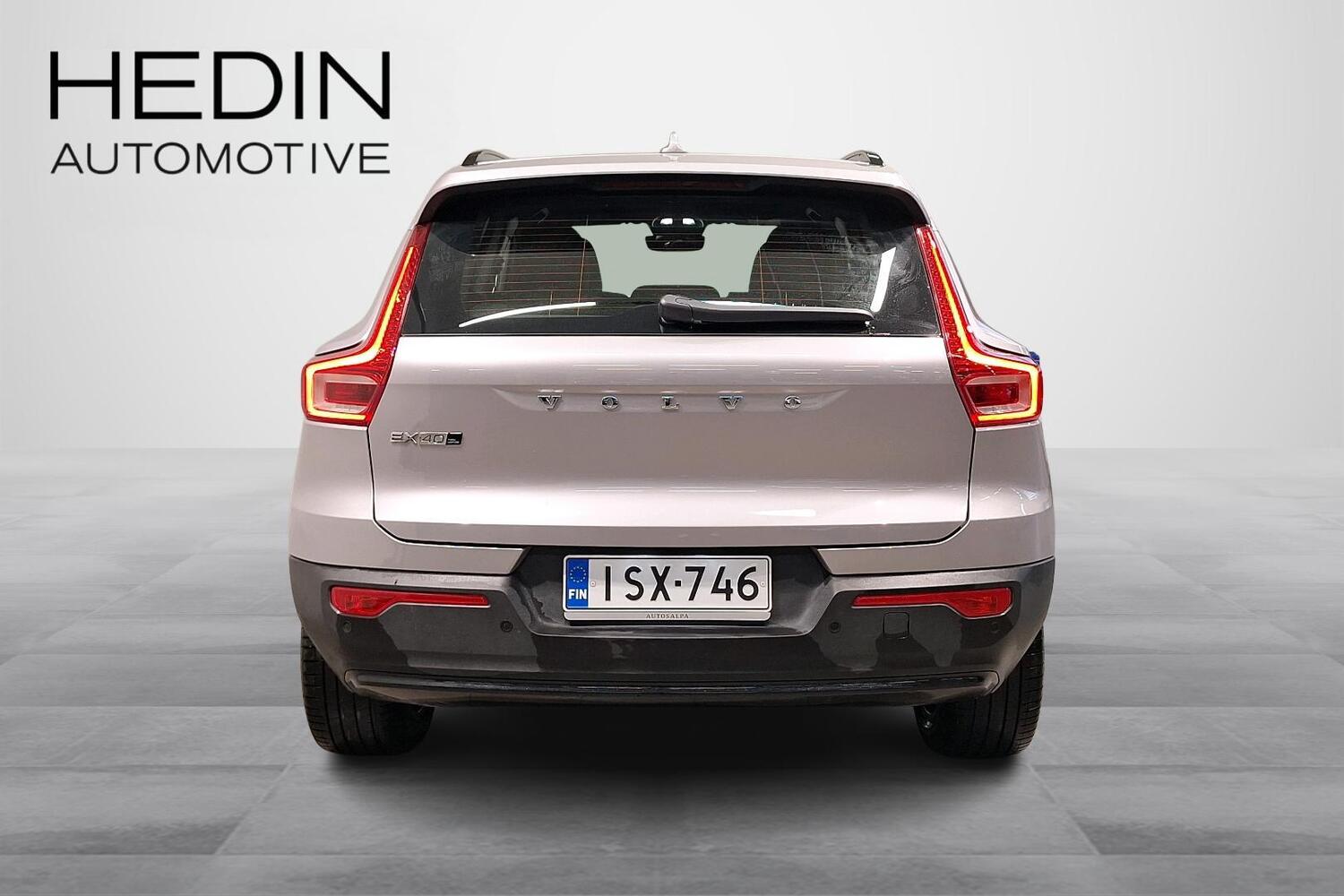 Volvo EX40 vaihtoauto