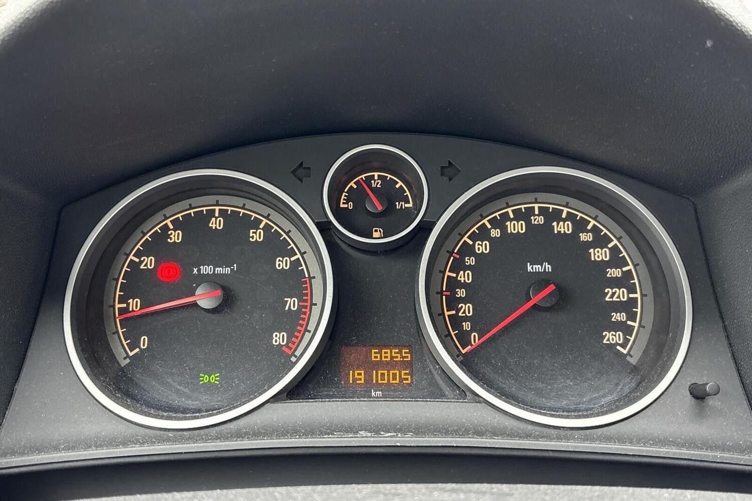 Opel Astra vaihtoauto