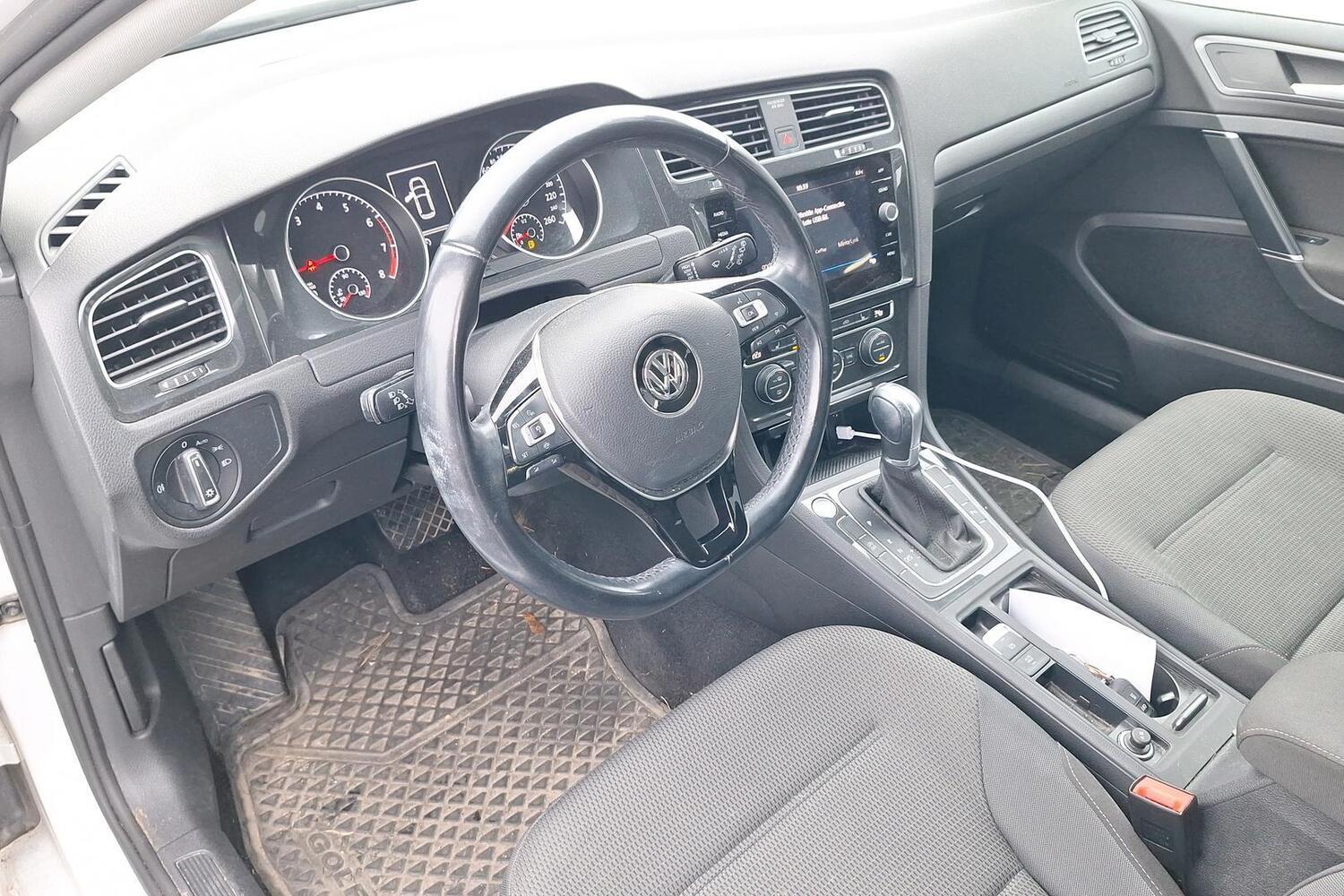 Volkswagen Golf vaihtoauto