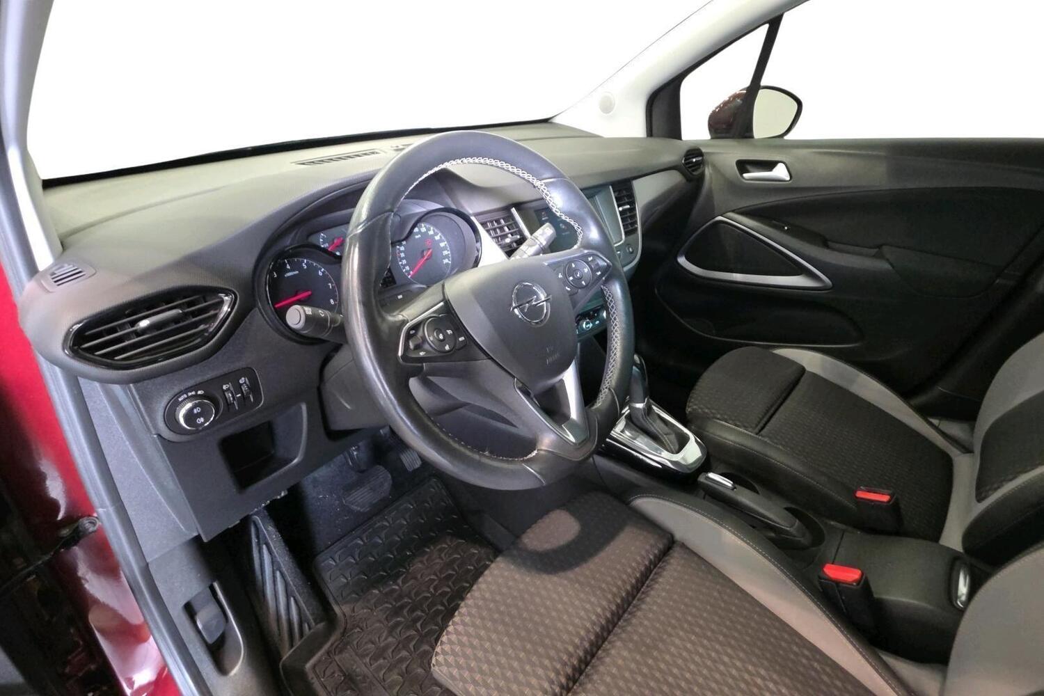 Opel Crossland X vaihtoauto