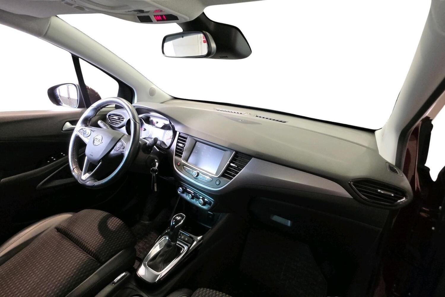 Opel Crossland X vaihtoauto