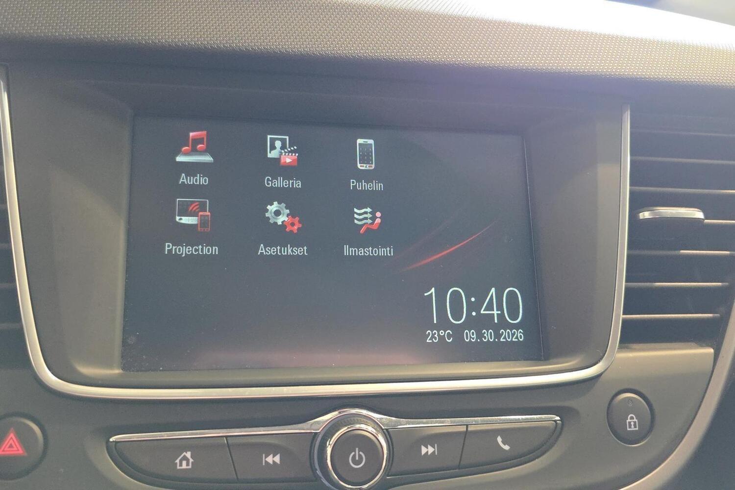 Opel Crossland X vaihtoauto