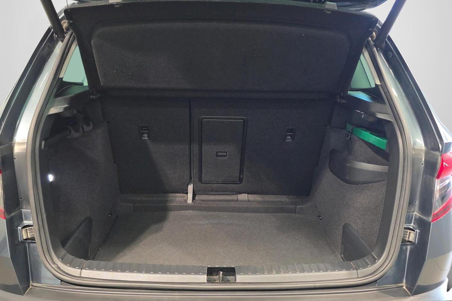 Skoda Karoq vaihtoauto