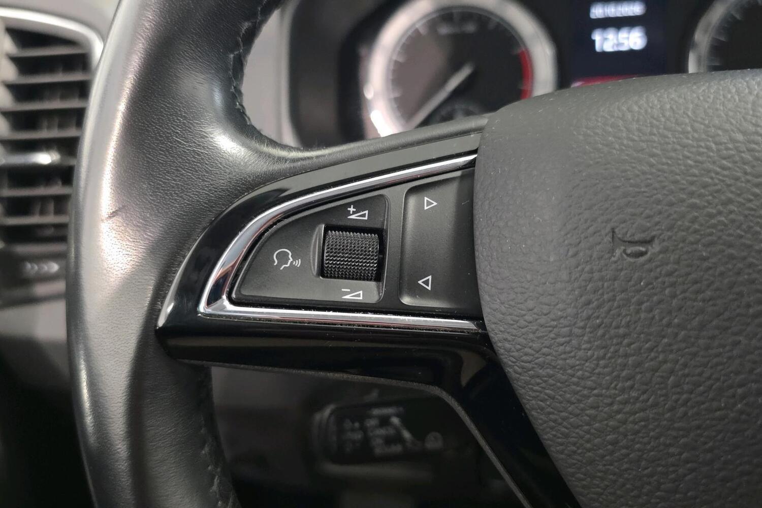 Skoda Karoq vaihtoauto