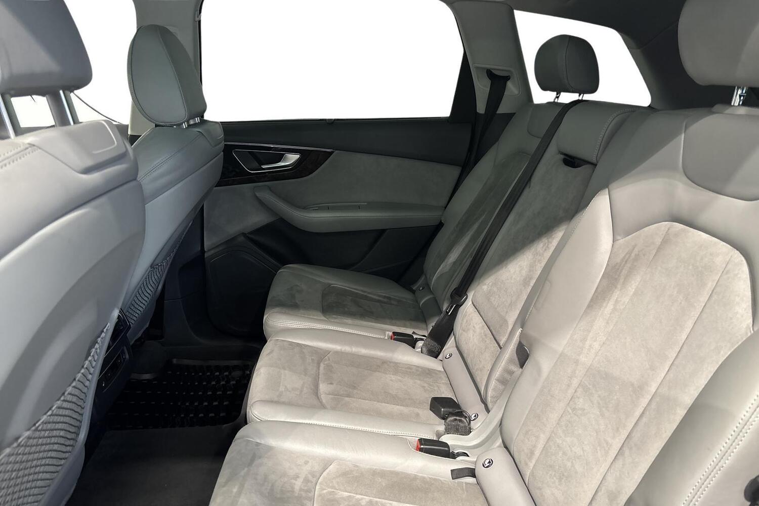 Audi Q7 vaihtoauto