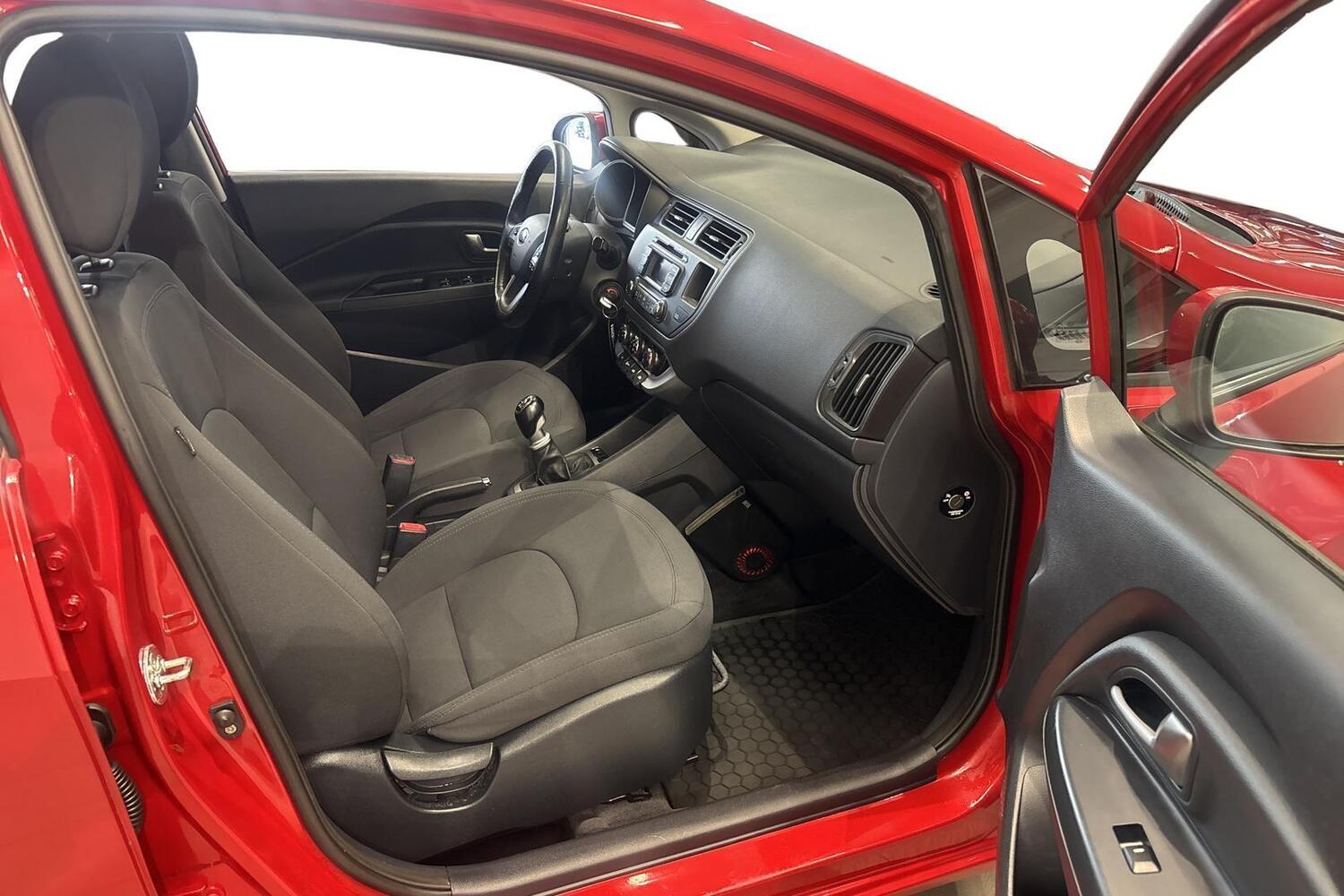 Kia Rio vaihtoauto