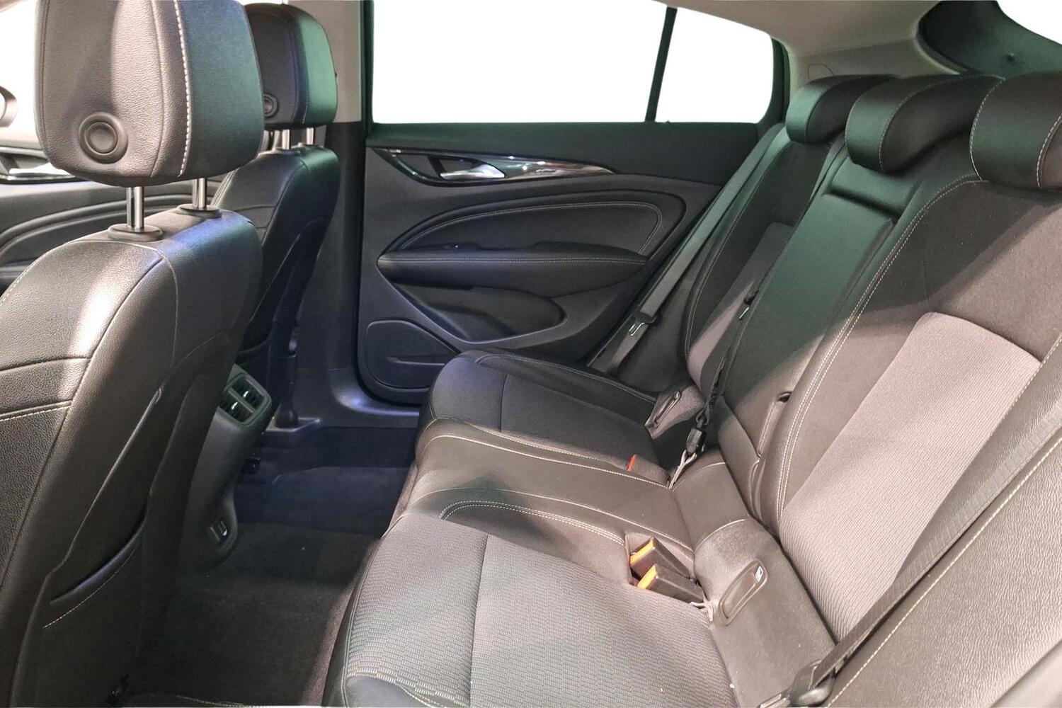 Opel Insignia vaihtoauto