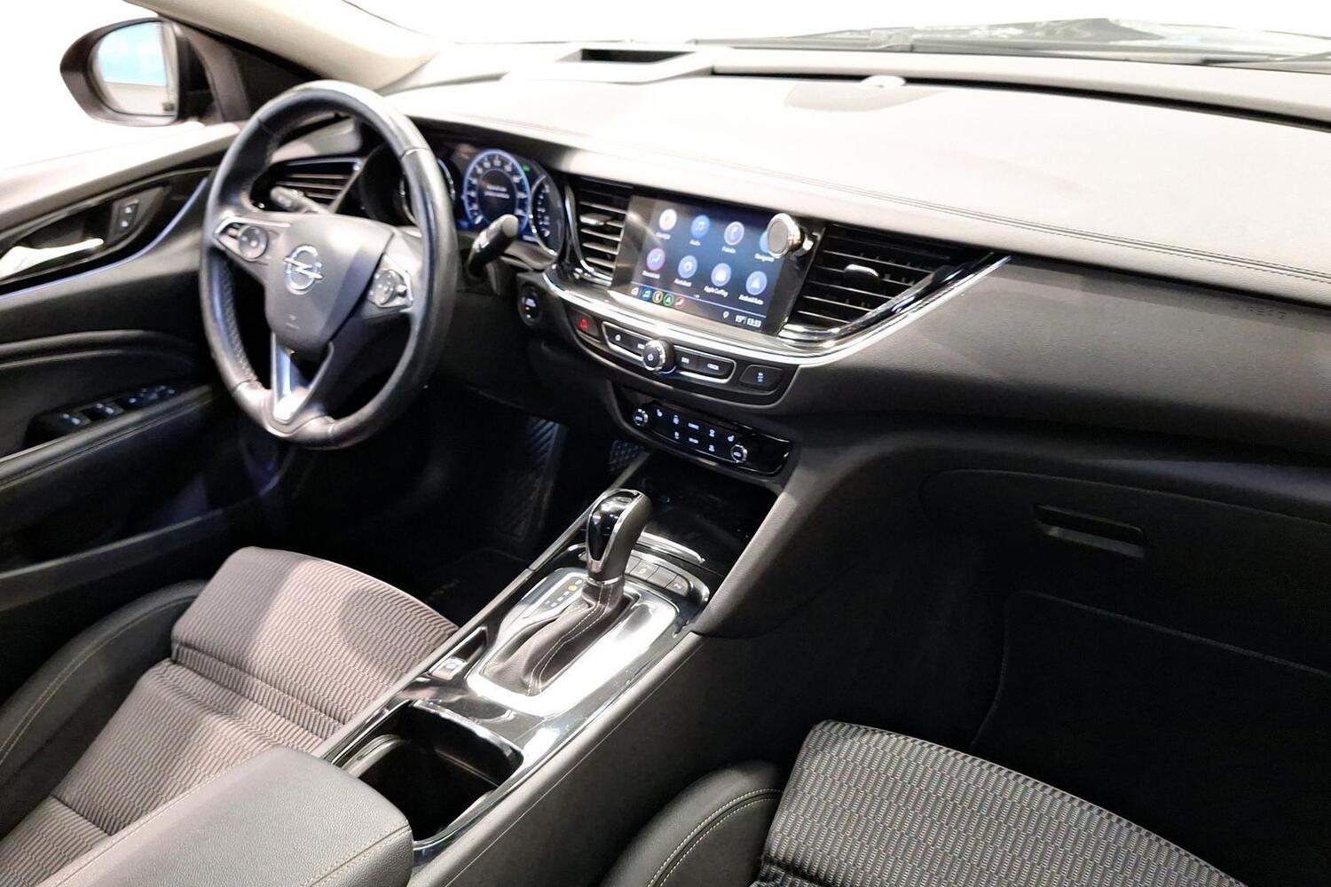 Opel Insignia vaihtoauto