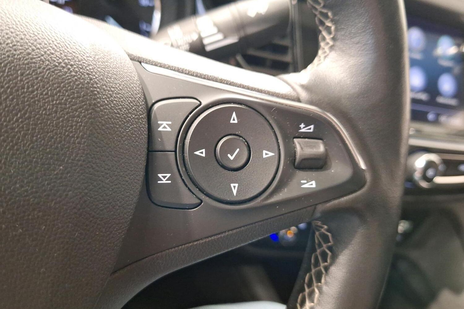 Opel Insignia vaihtoauto