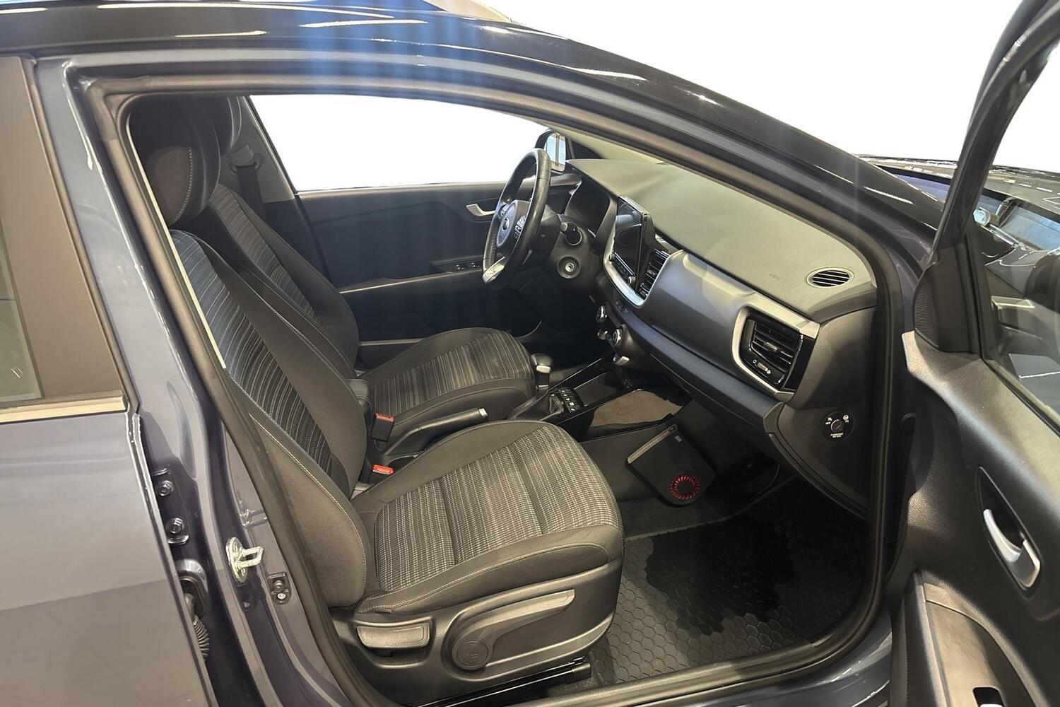 Kia Stonic vaihtoauto
