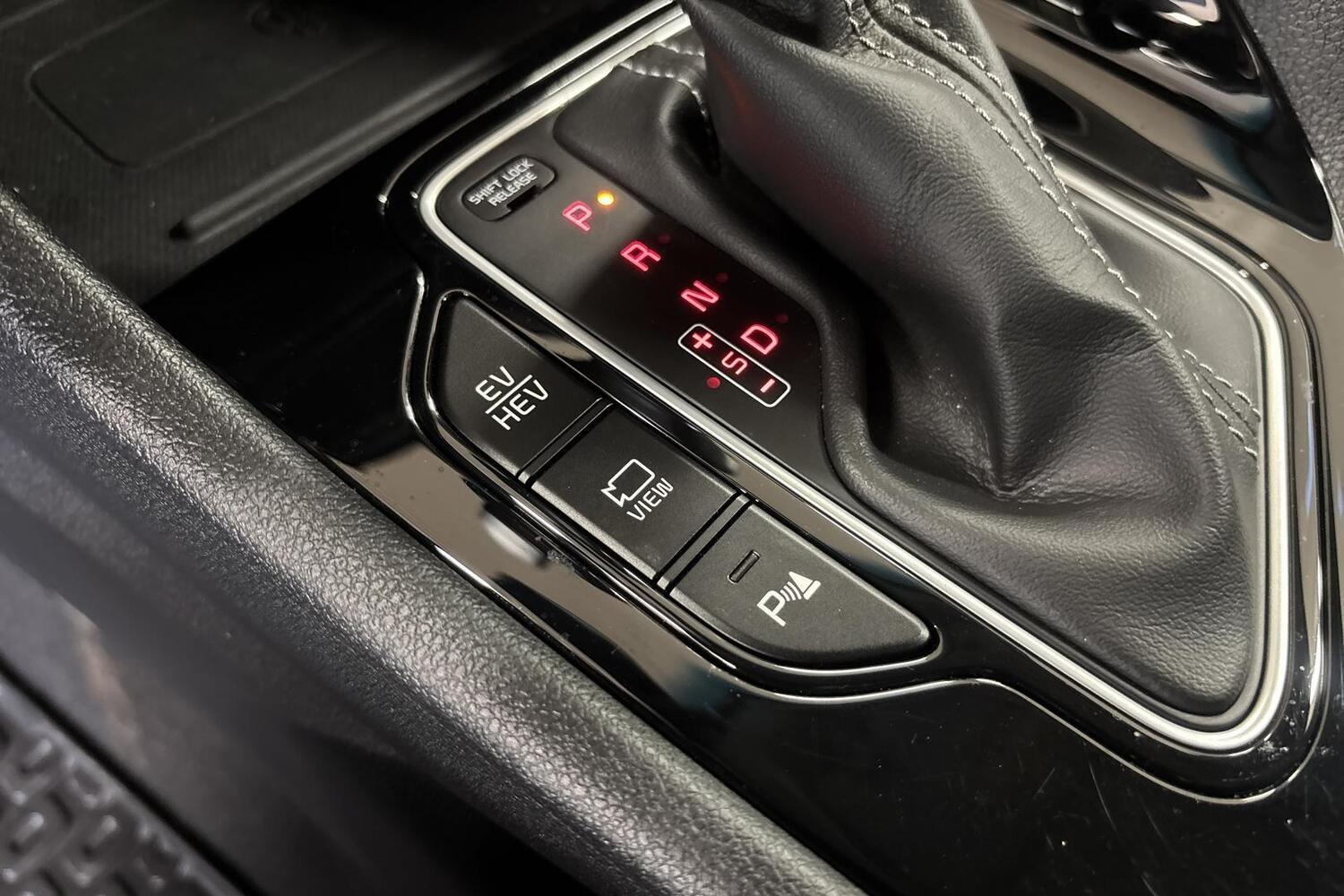 Kia Niro vaihtoauto