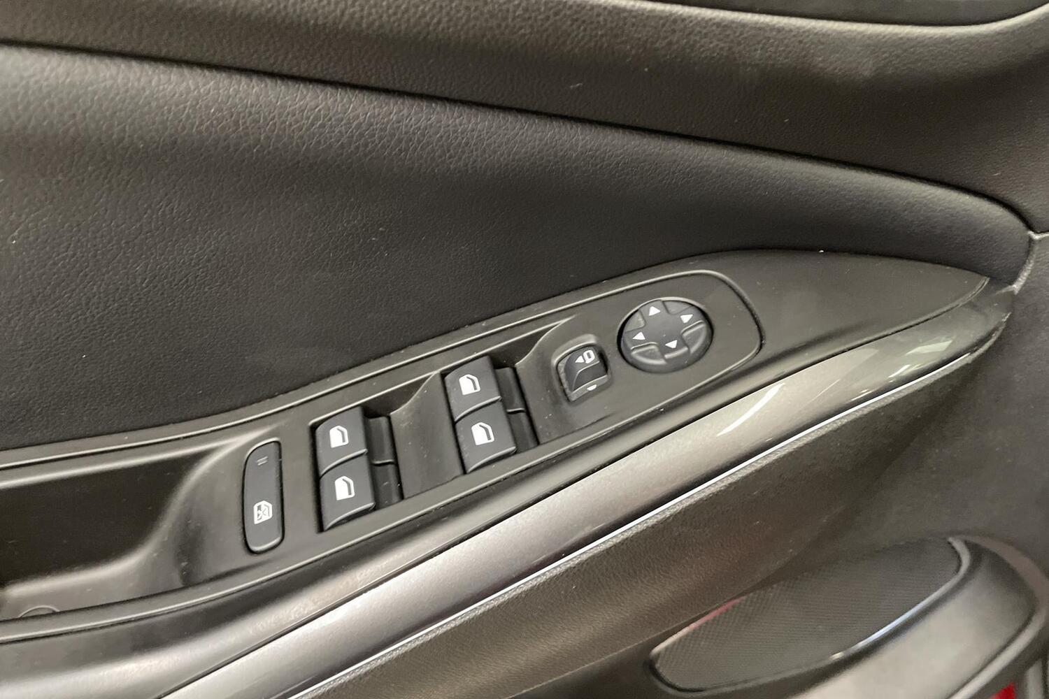 Opel Grandland X vaihtoauto