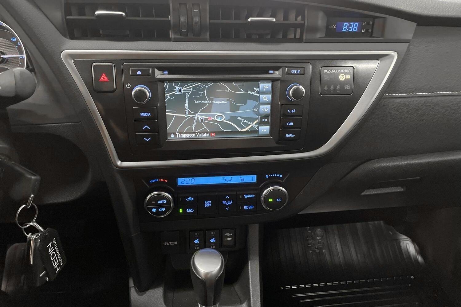 Toyota Auris vaihtoauto