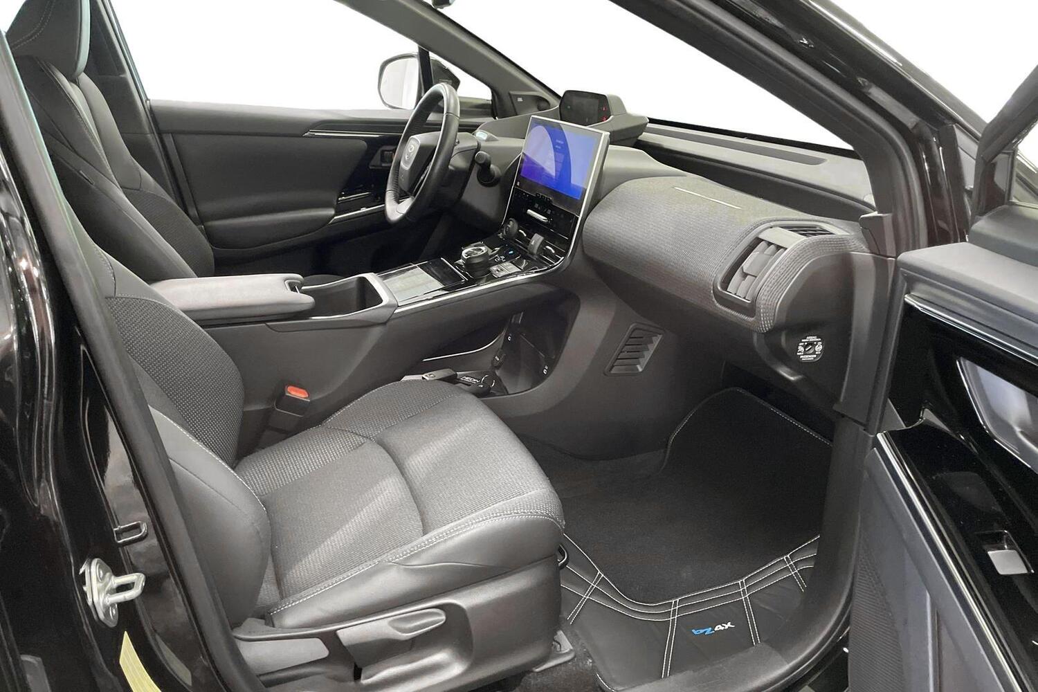 Toyota bZ4X vaihtoauto