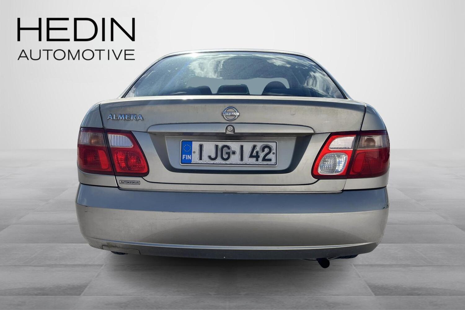 Nissan Almera vaihtoauto