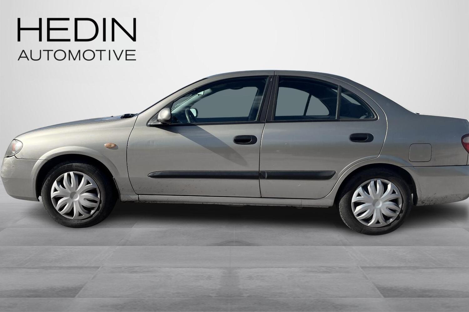Nissan Almera vaihtoauto