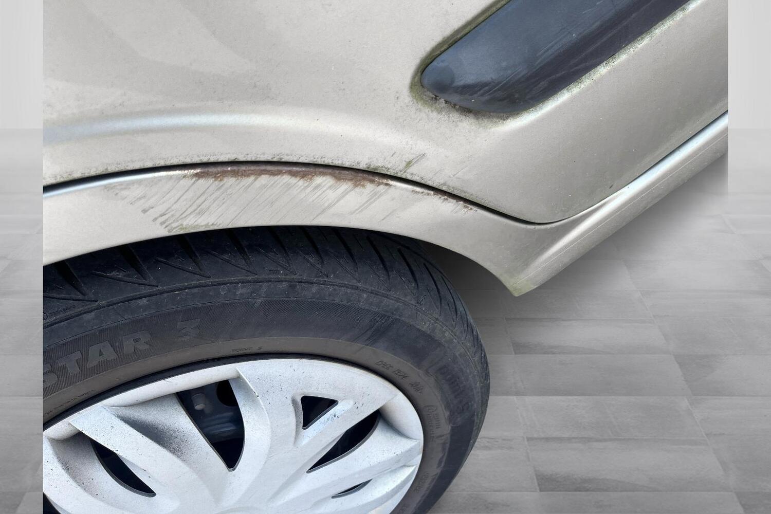 Nissan Almera vaihtoauto