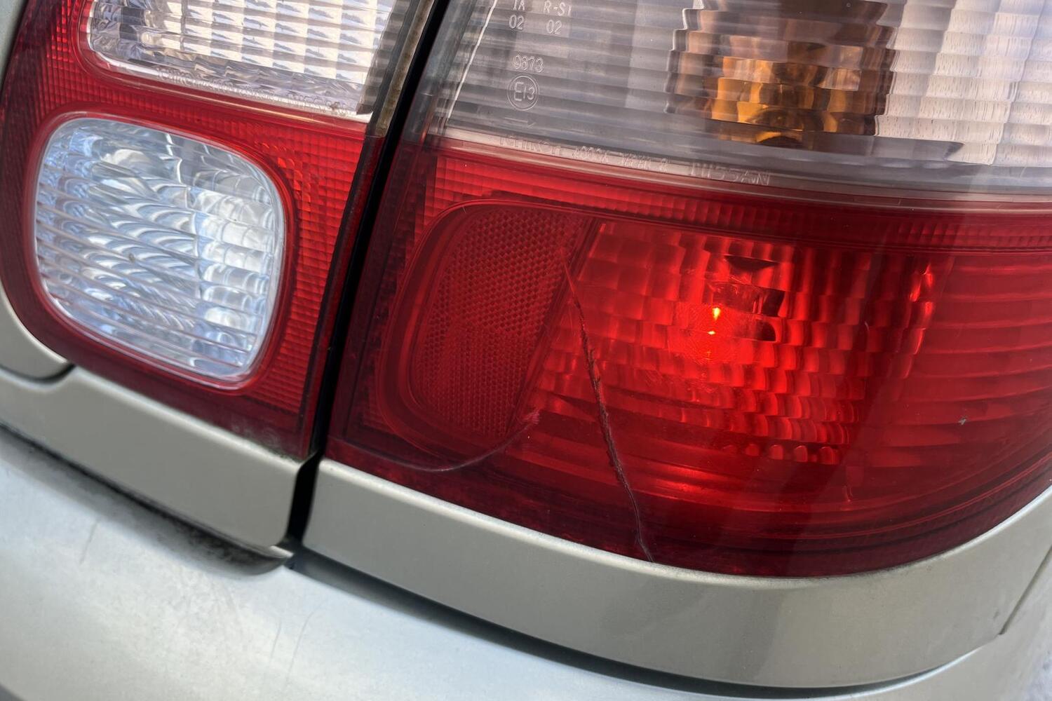 Nissan Almera vaihtoauto