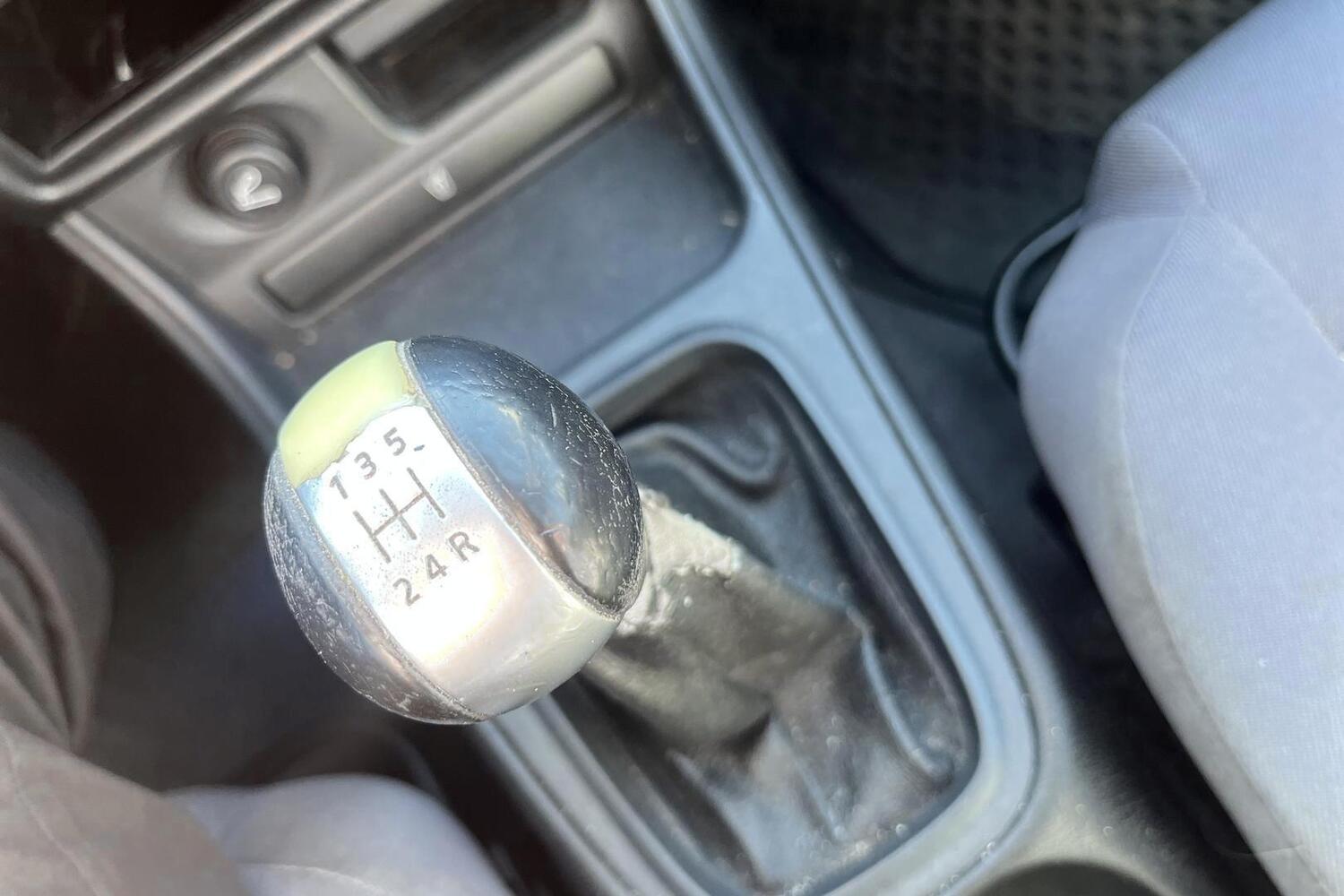 Nissan Almera vaihtoauto