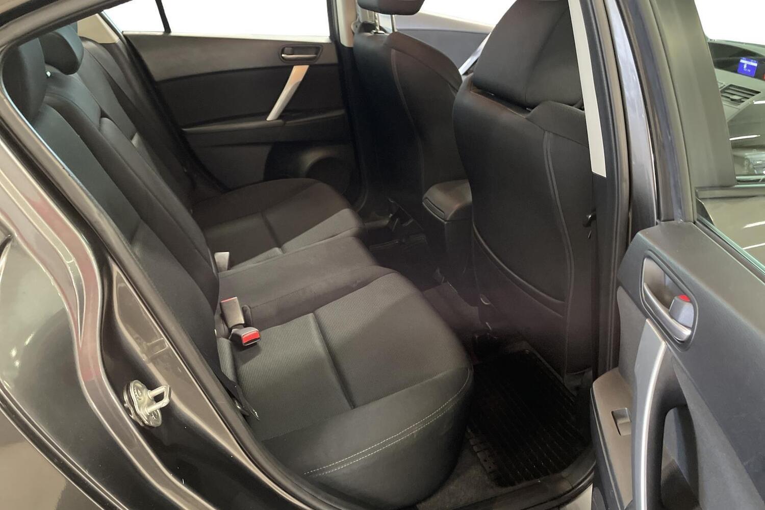 Mazda 3 vaihtoauto