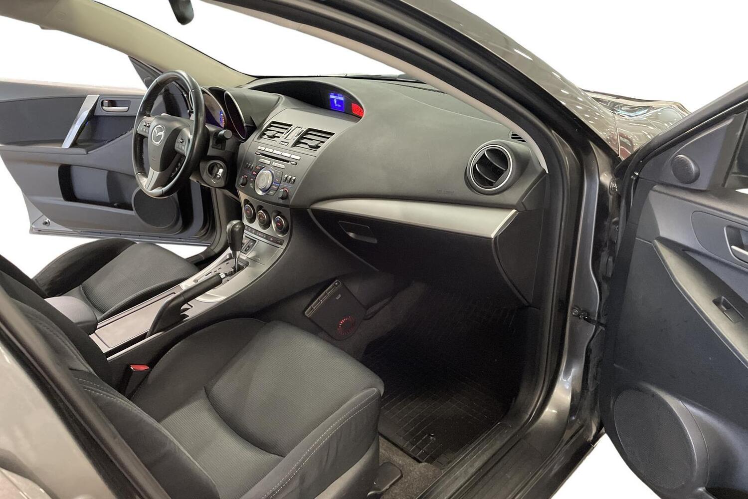 Mazda 3 vaihtoauto