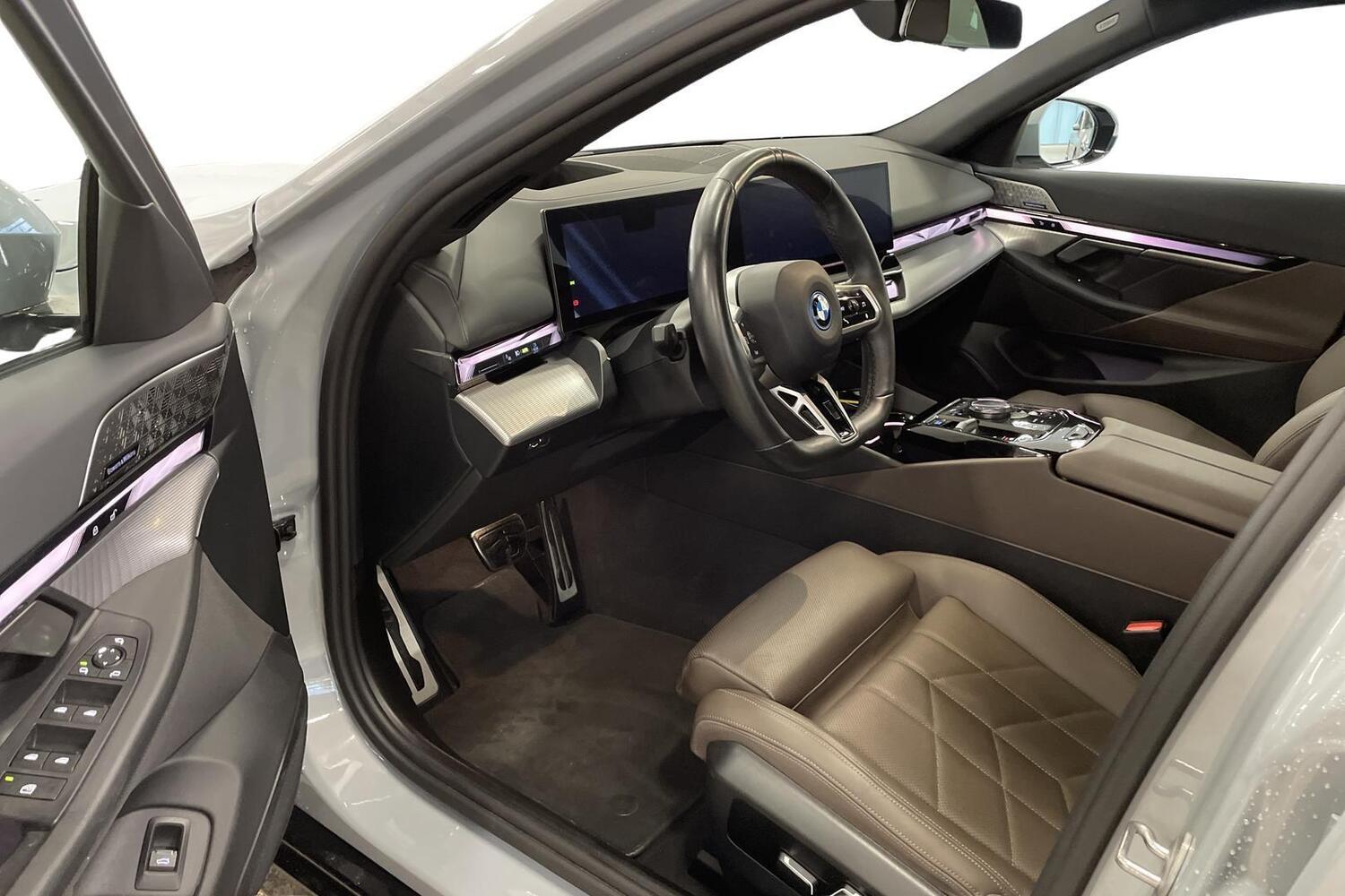 BMW i5 vaihtoauto