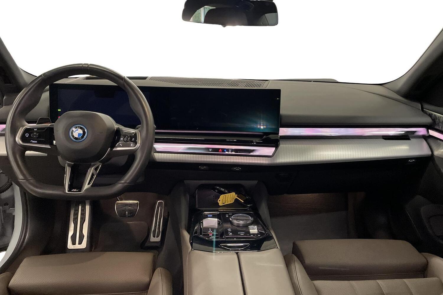 BMW i5 vaihtoauto