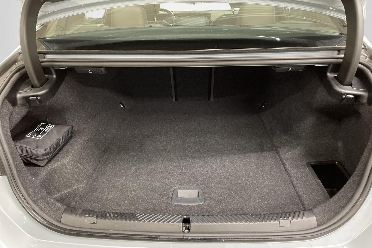 BMW i5 vaihtoauto