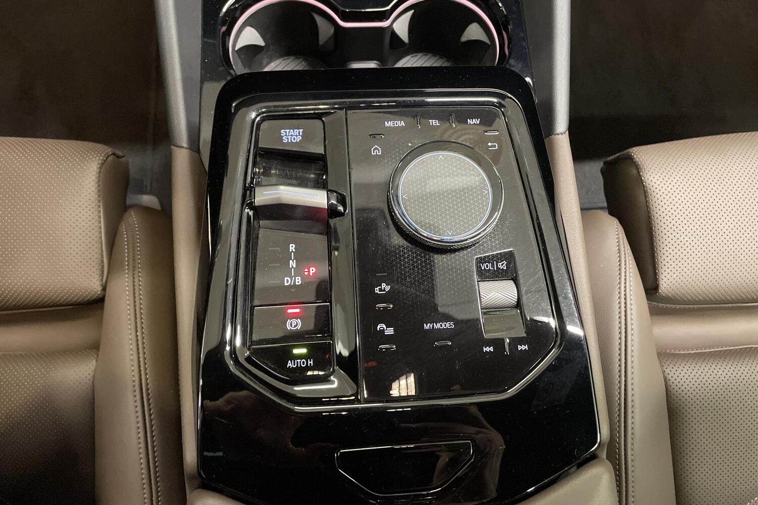 BMW i5 vaihtoauto