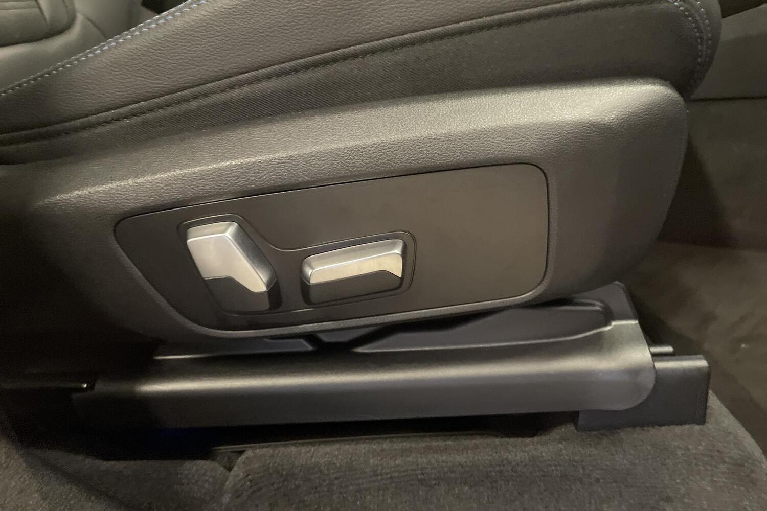BMW iX3 vaihtoauto