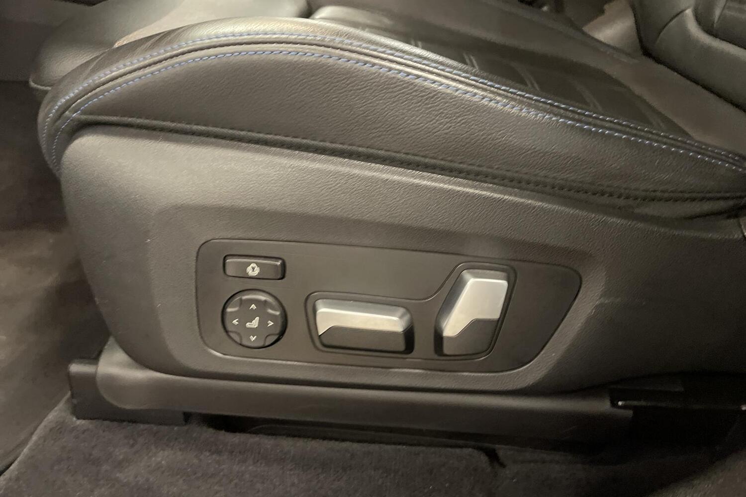 BMW iX3 vaihtoauto
