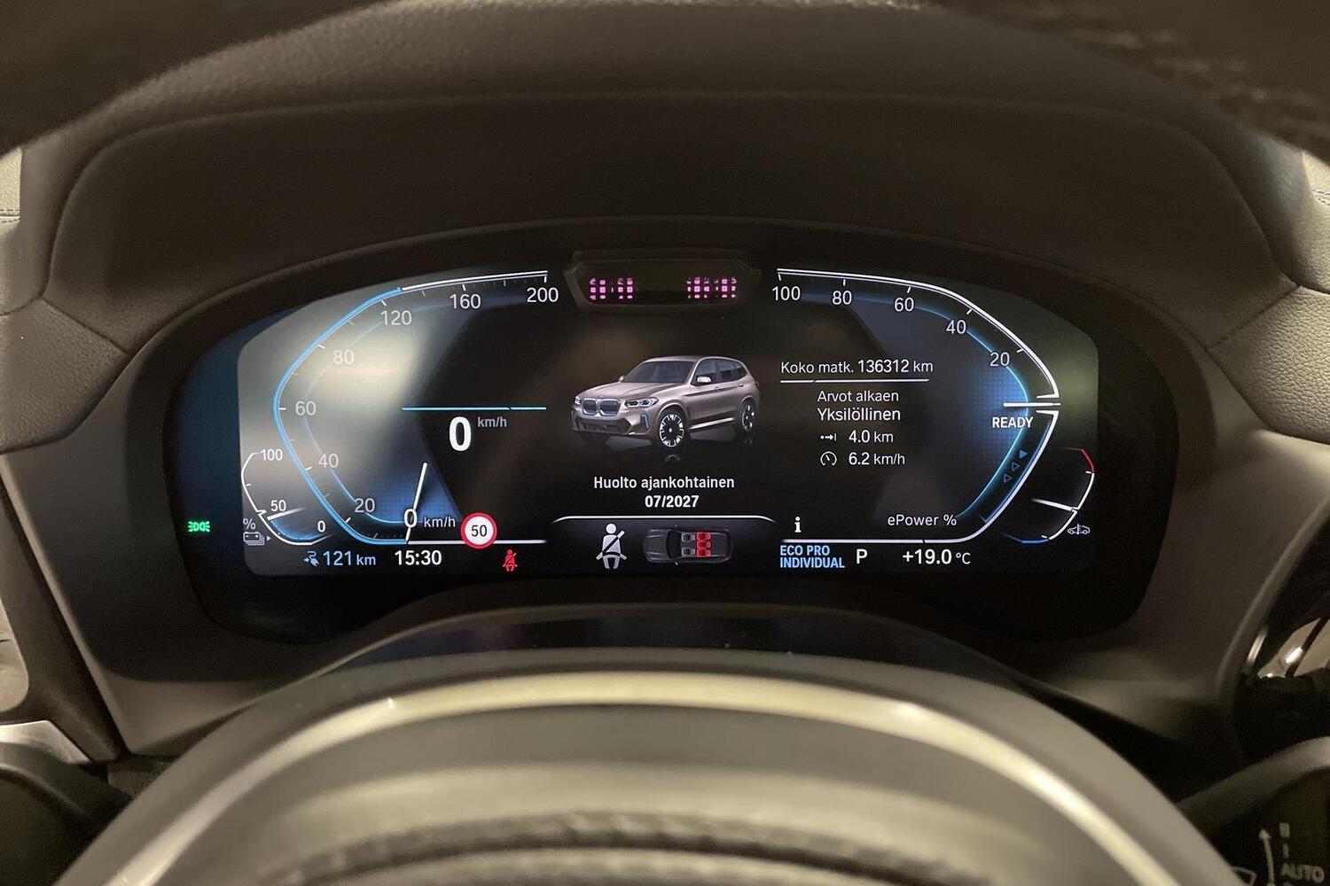 BMW iX3 vaihtoauto