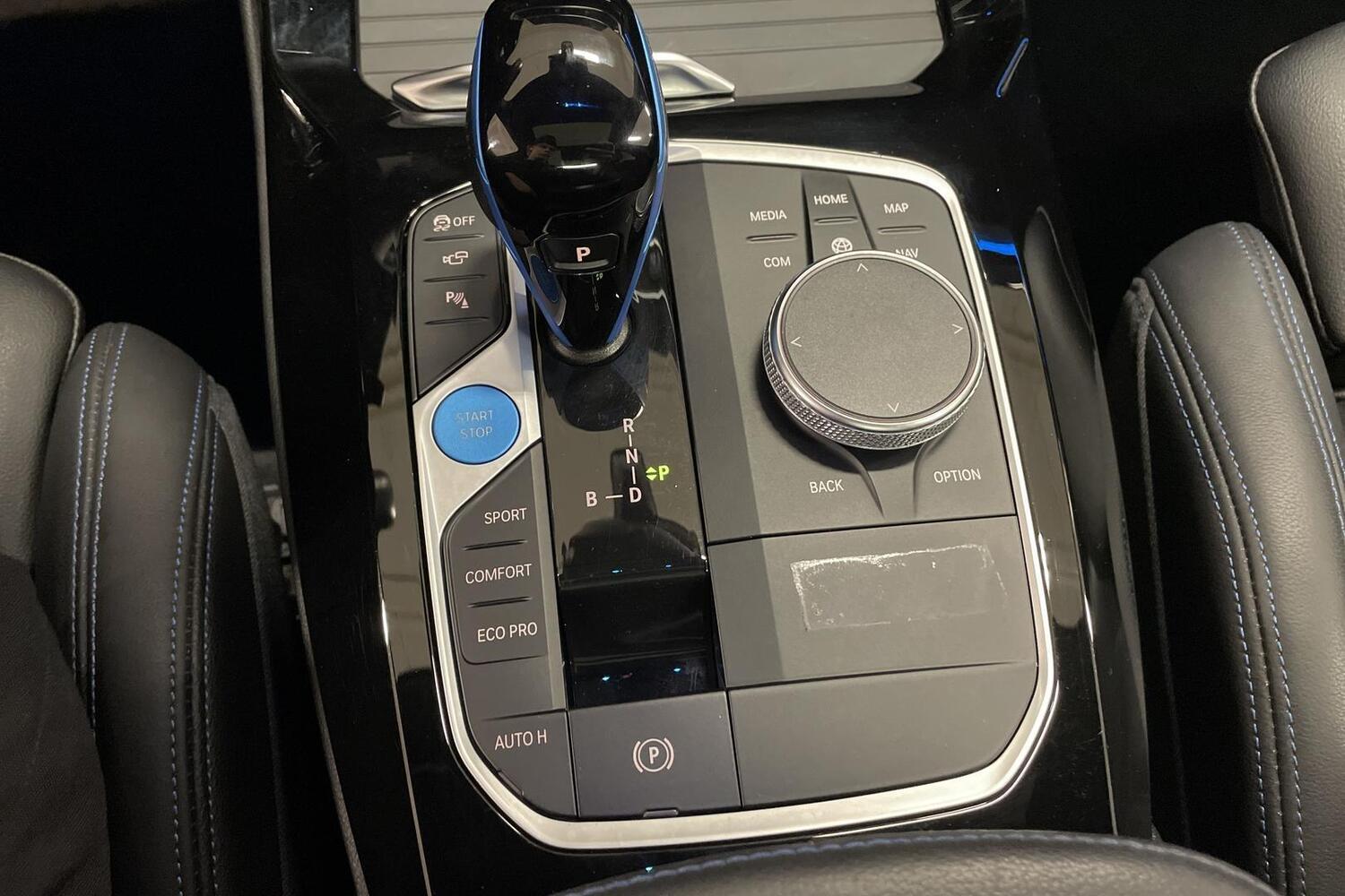 BMW iX3 vaihtoauto