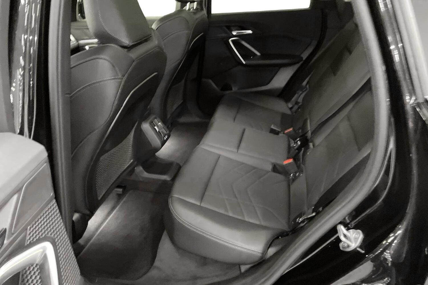 BMW iX1 vaihtoauto