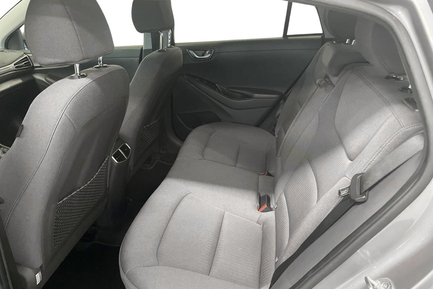 Hyundai IONIQ hybrid vaihtoauto