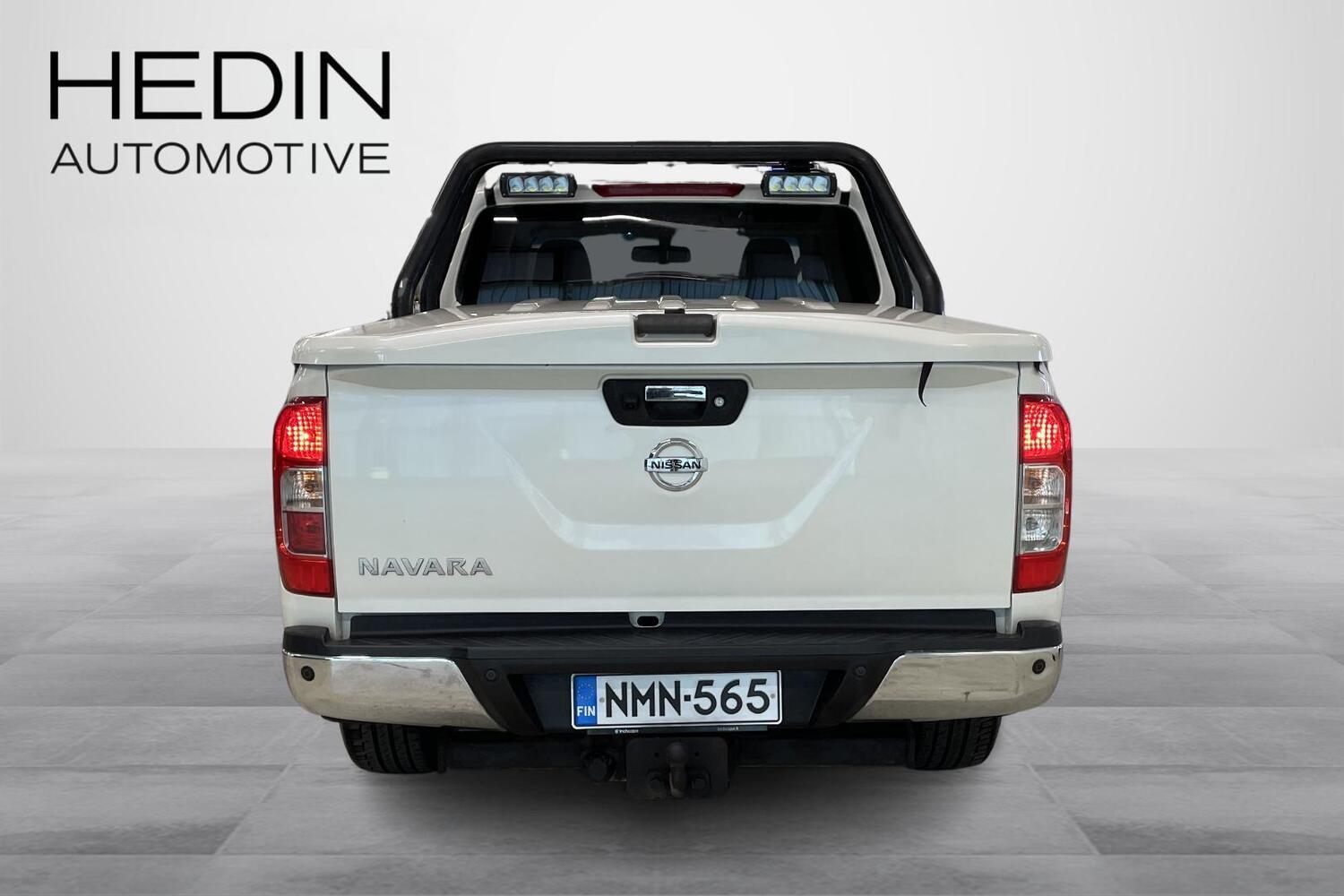 Nissan Navara vaihtoauto