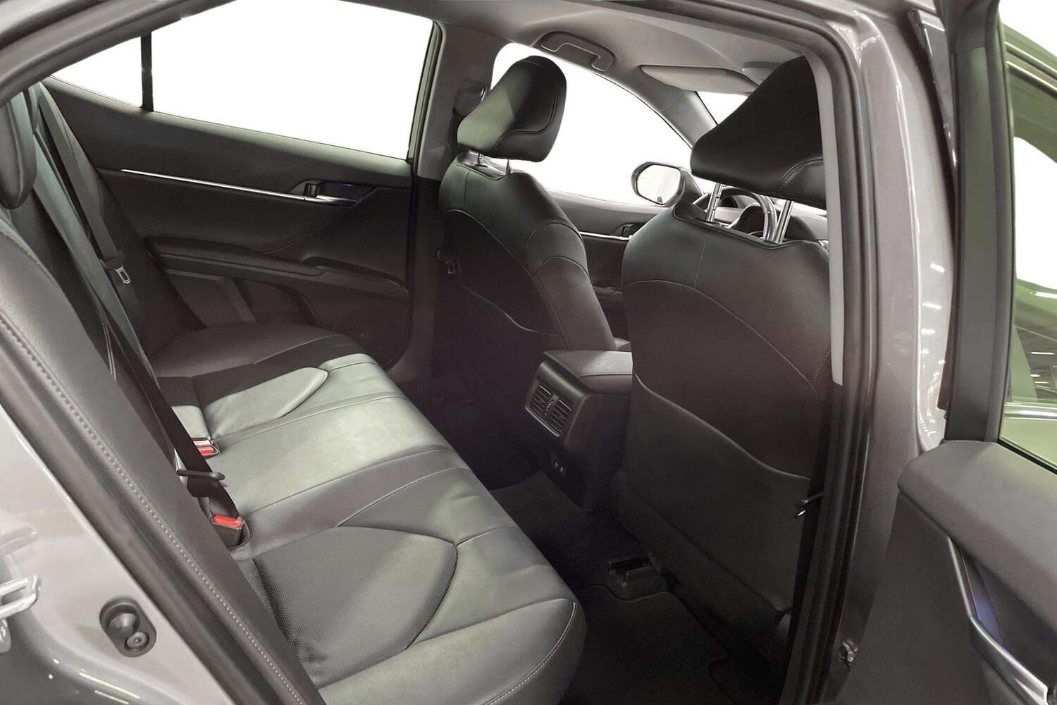 Toyota Camry vaihtoauto