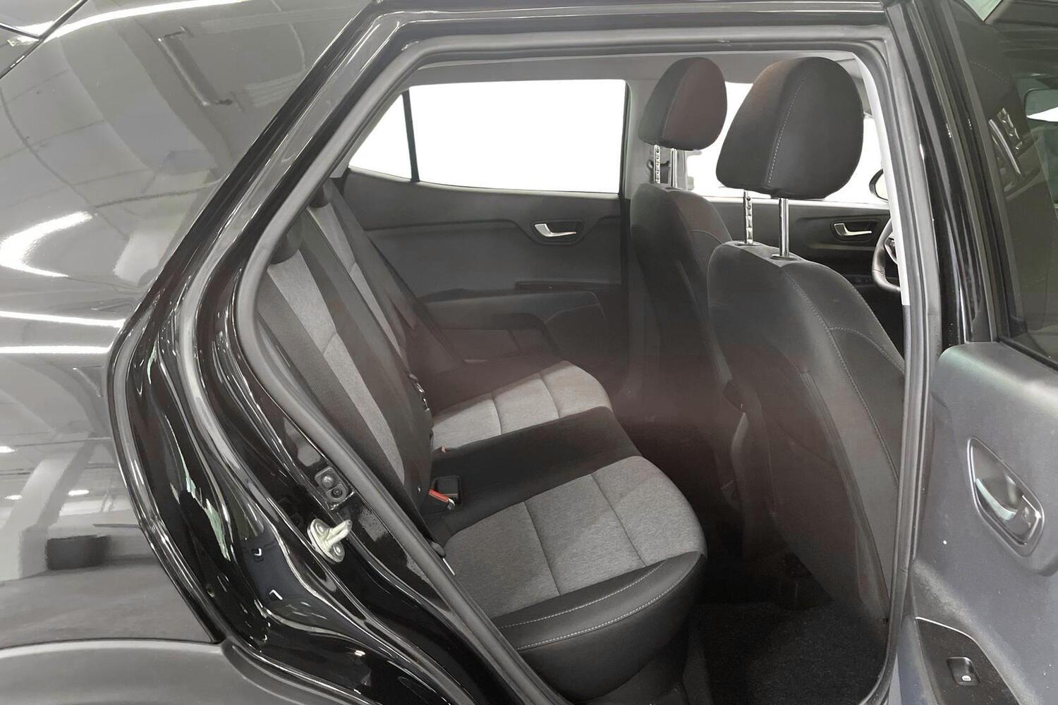Kia Stonic vaihtoauto