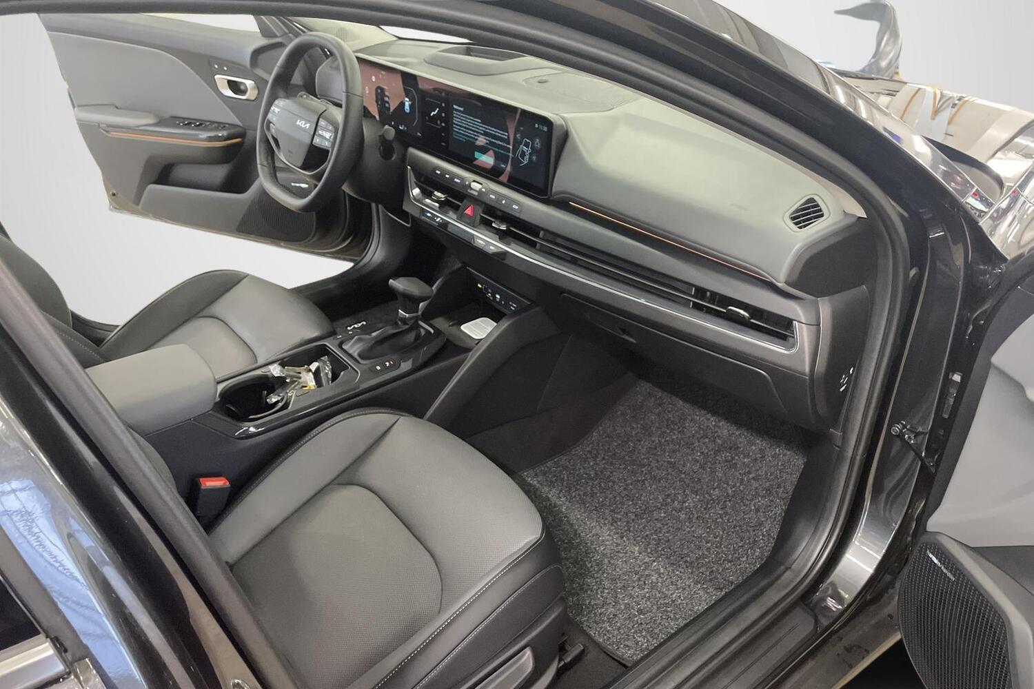 Kia K4 vaihtoauto