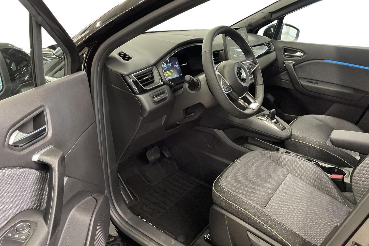 Mitsubishi Grandis vaihtoauto