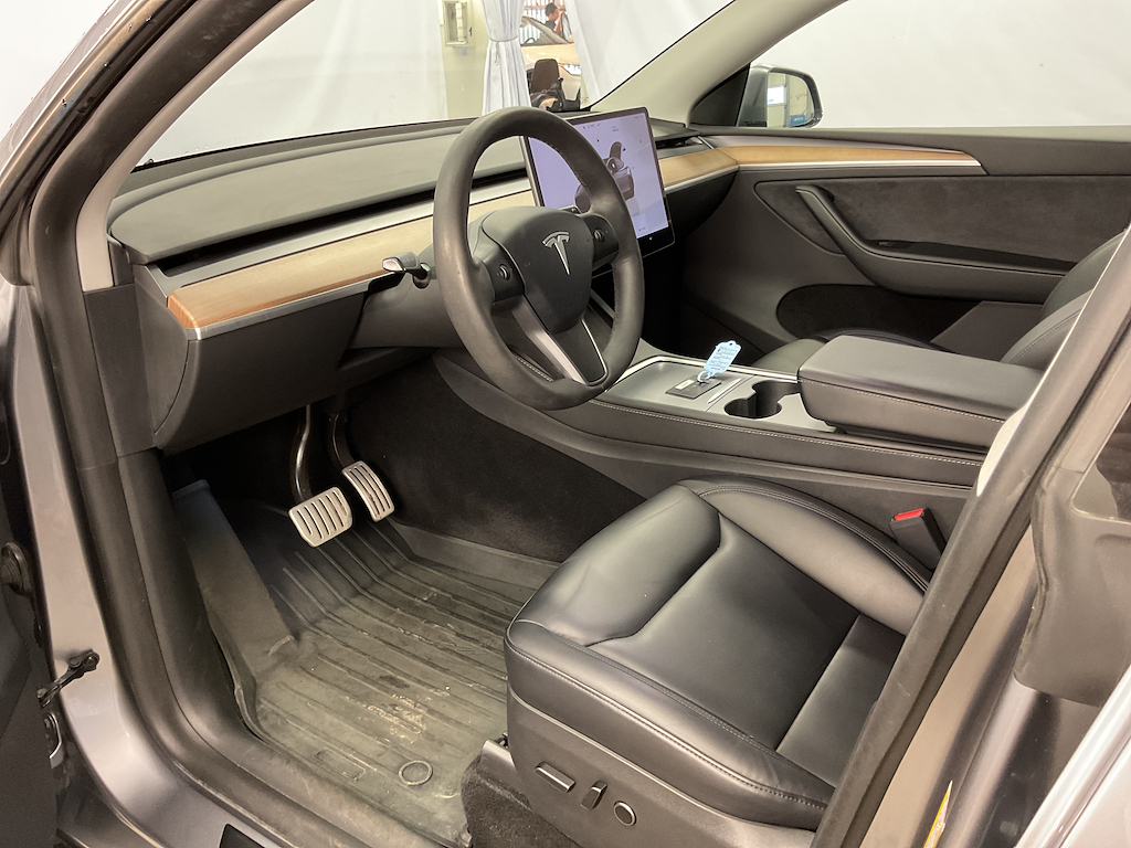 Tesla Model Y vaihtoauto
