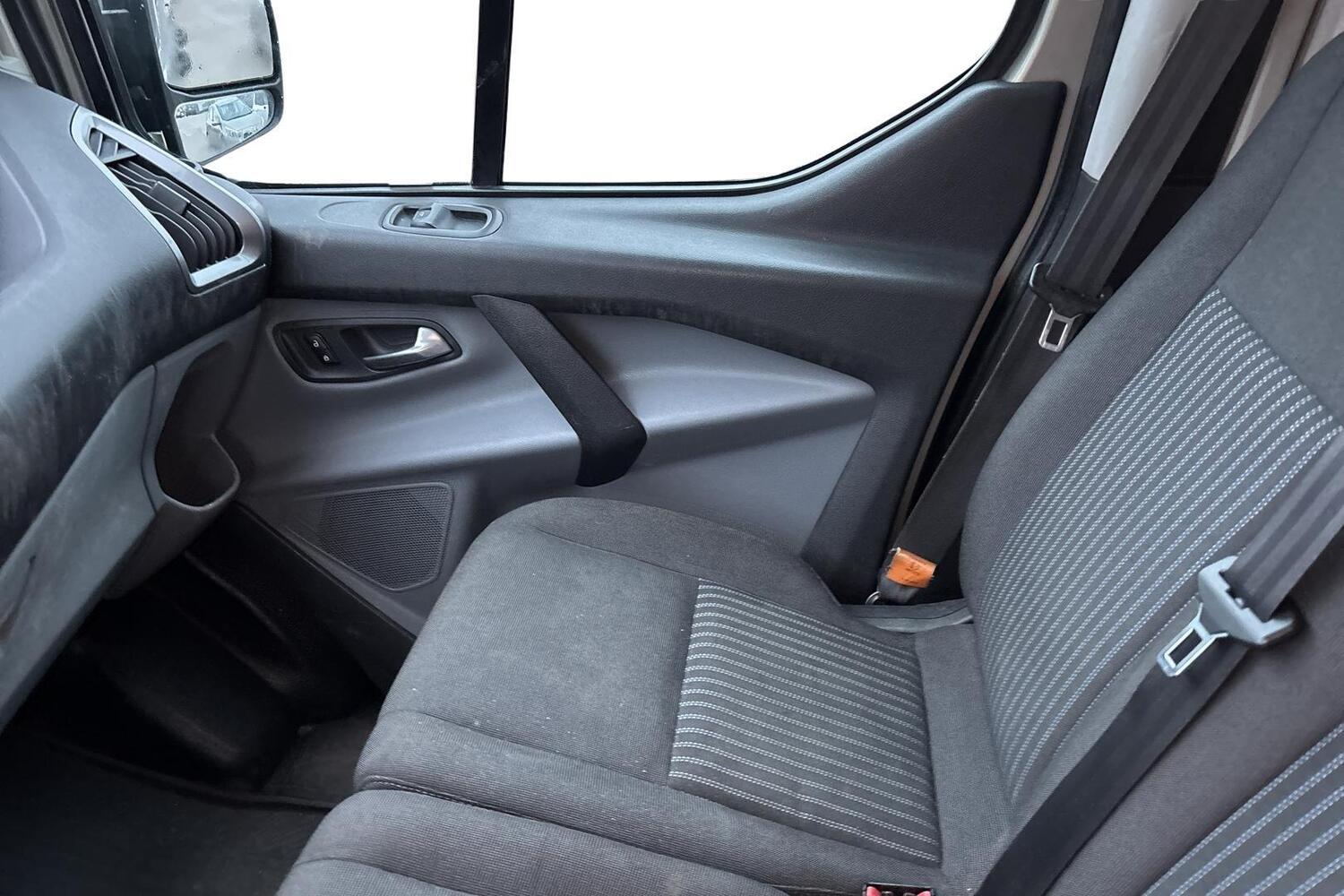 Ford Transit Custom vaihtoauto