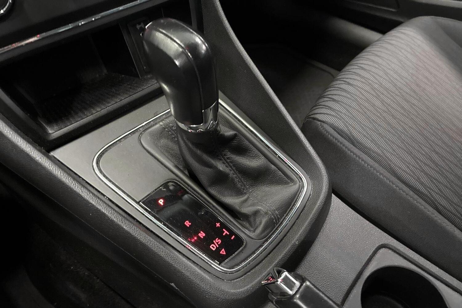 SEAT Leon ST vaihtoauto