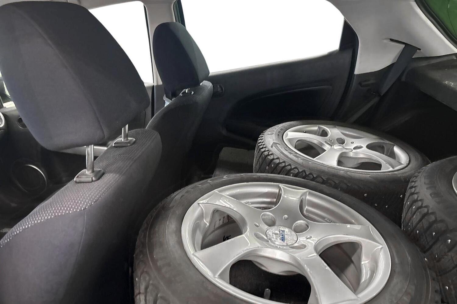 Mazda 2 vaihtoauto