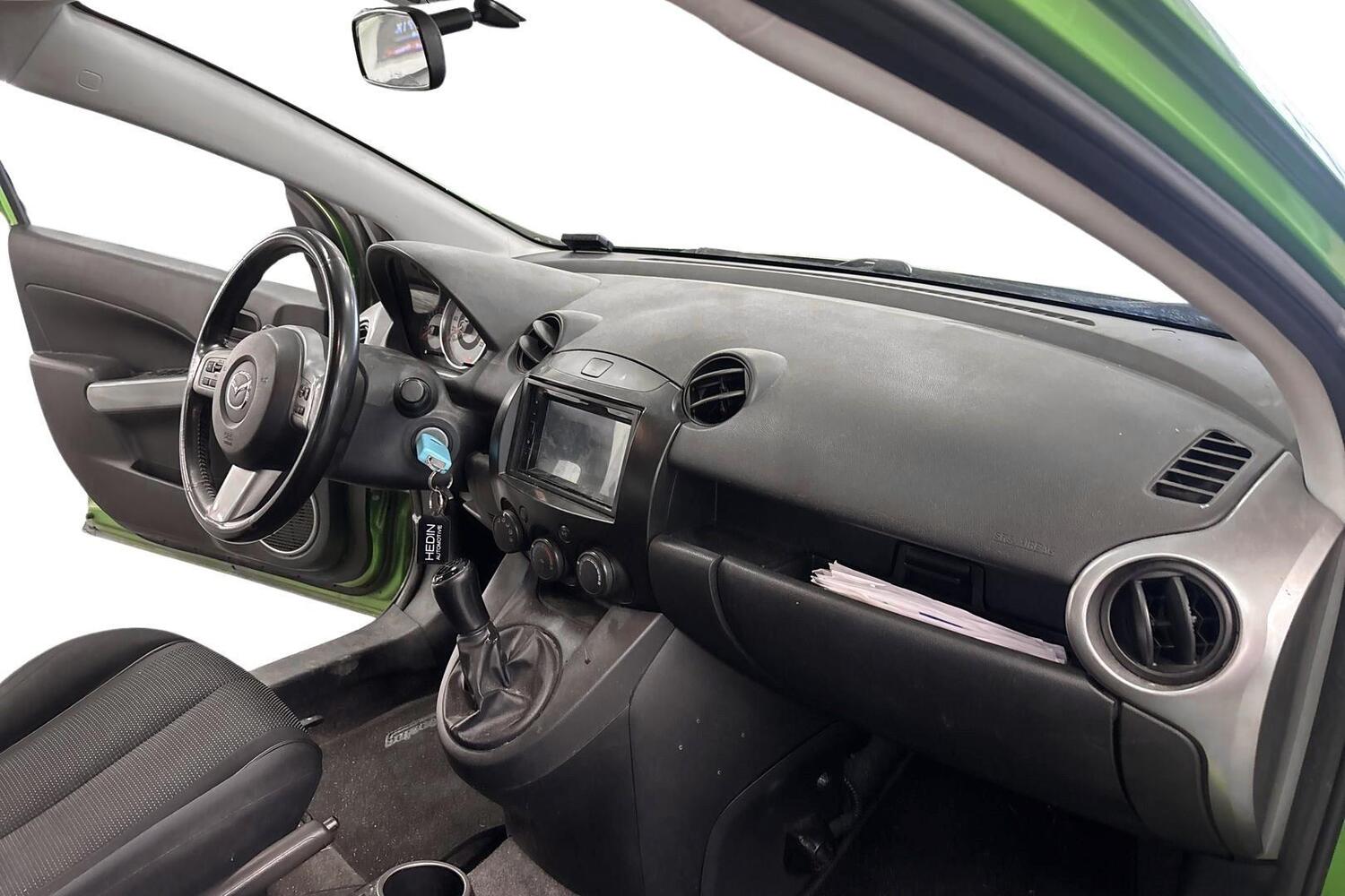 Mazda 2 vaihtoauto
