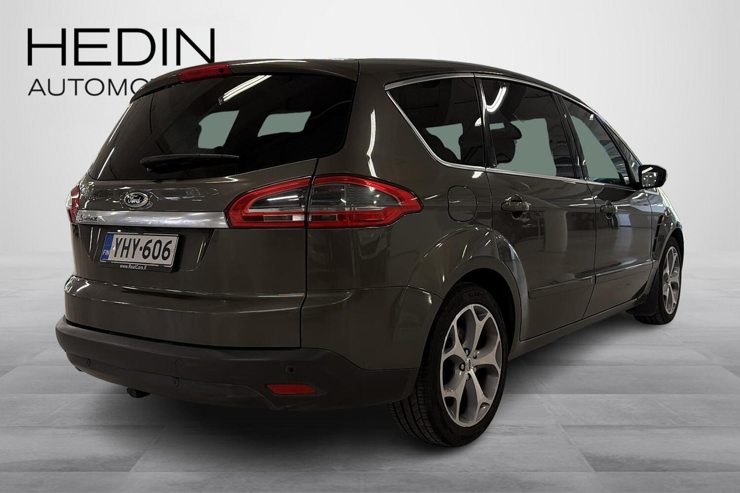 Ford S-MAX vaihtoauto