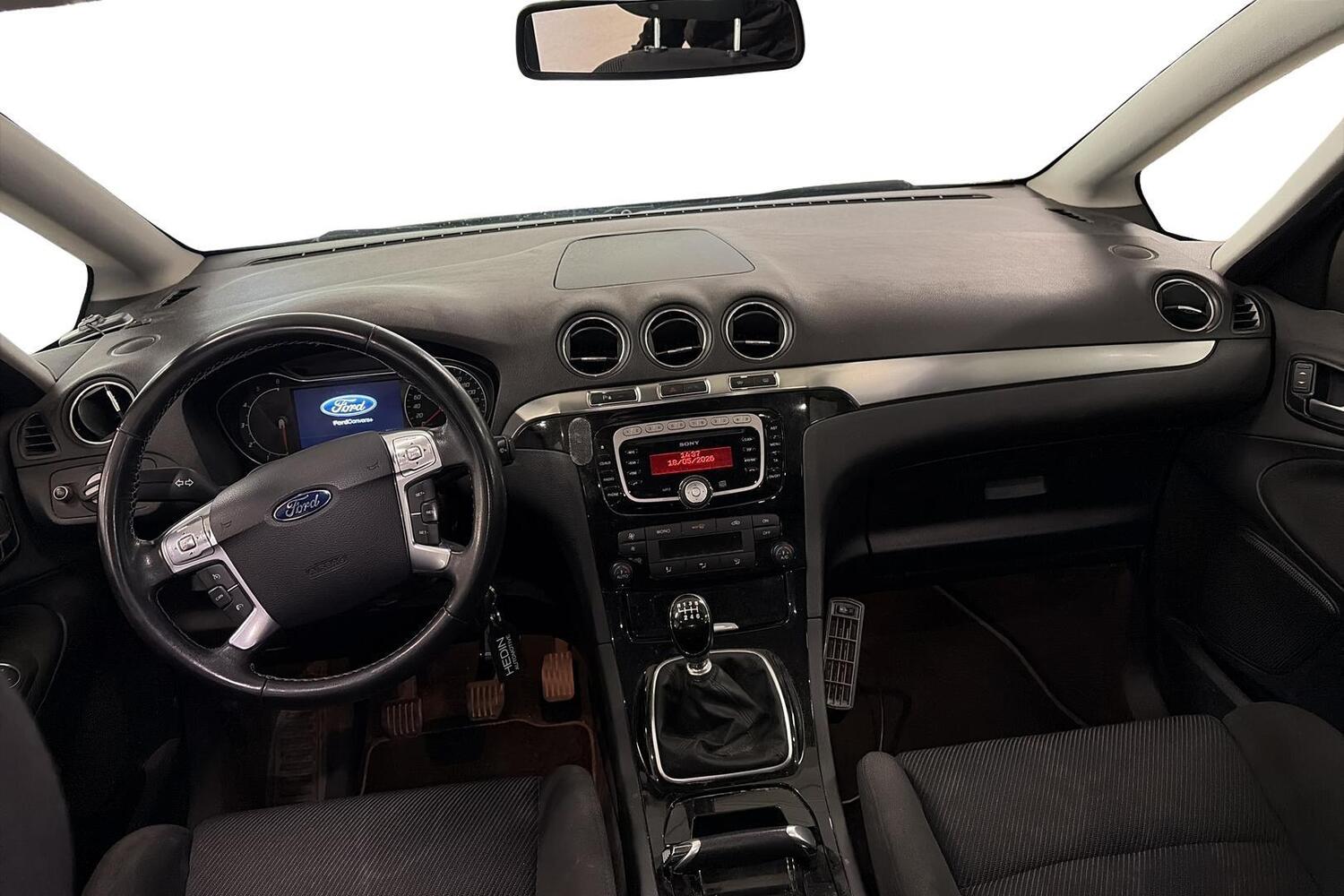 Ford S-MAX vaihtoauto